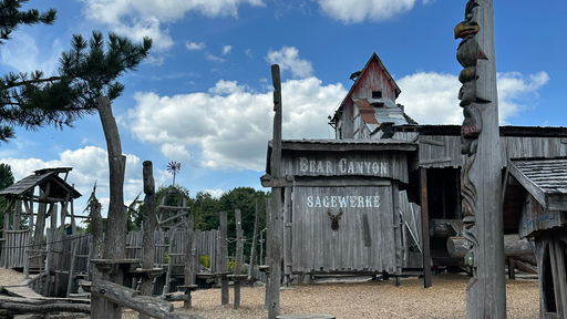 Grizzly Adventure - Grizzly Mountain