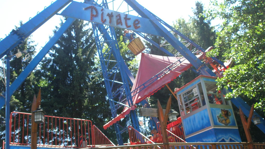 Piratenschaukelschiff