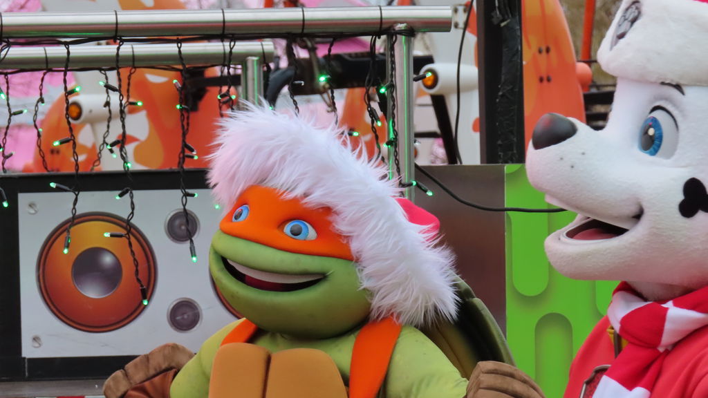 Nickelodeon Dance Party Holiday Edition