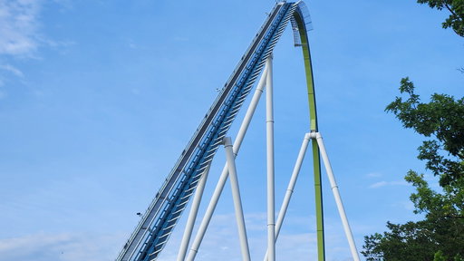 Fury 325