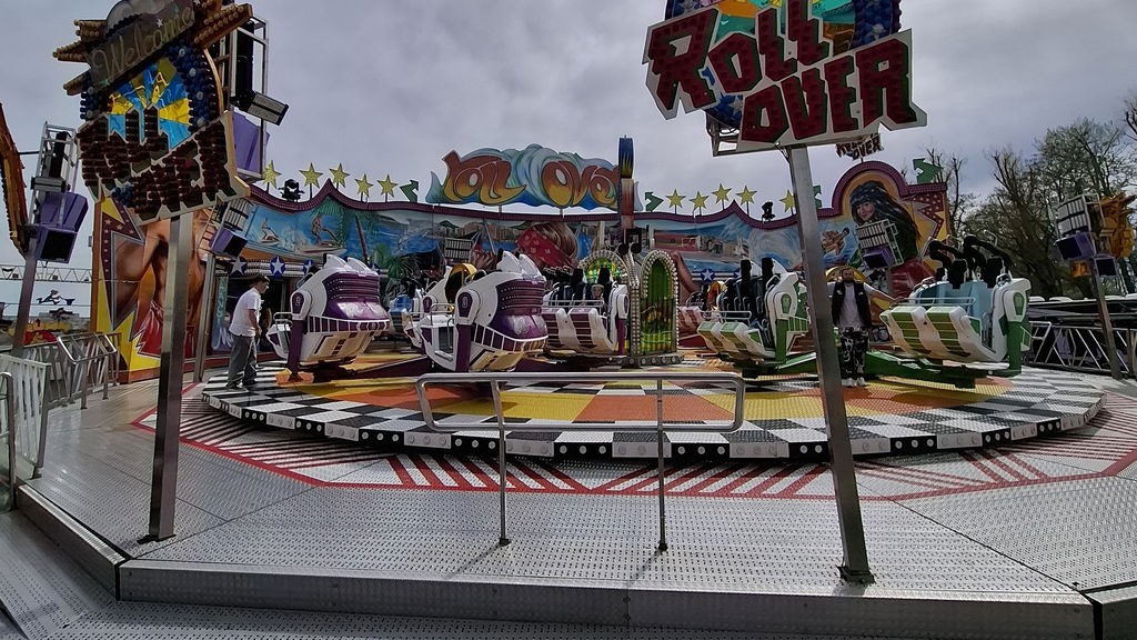 Roll Over (Zinnecker)