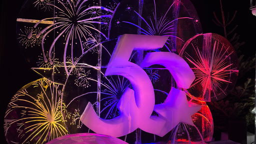 Eisskulpturen-Dome - Zeitreise ins Jahr 1975