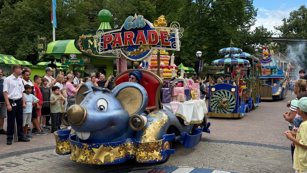 Ed's Parade