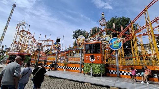 Rock & Roller Coaster