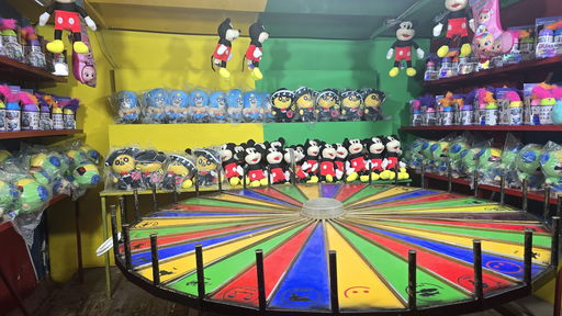 Lottery booths (דוכני הגרלות)