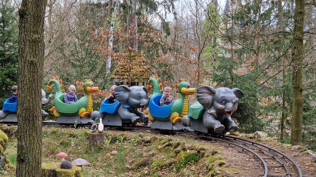 Wichtelbahn im Zwergenland