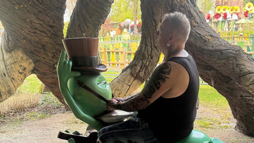 Flip, der Grashüpfer