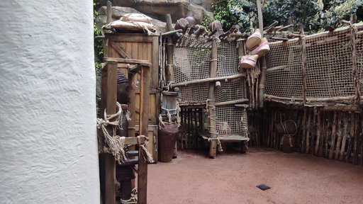 Mopti's Monkey Depot
