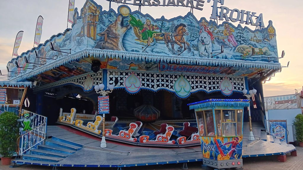 (Superstarke) Troika