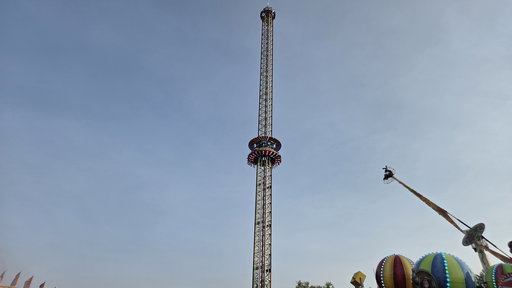 Gravity Tower (Jean van der Beek & Martin Meijer jr.)