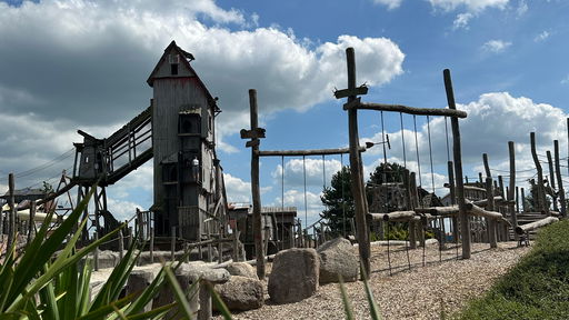 Grizzly Adventure - Grizzly Mountain