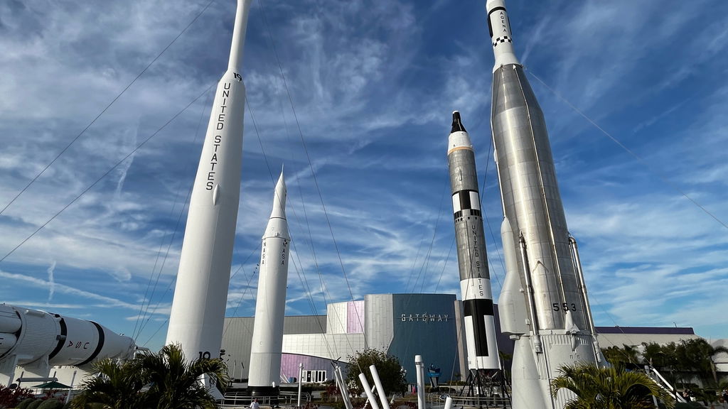 Spaceport KSC (Cosmic Wonders)