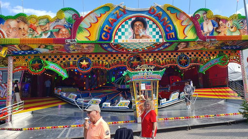 Volksfeste und Kirmes Attraktionen